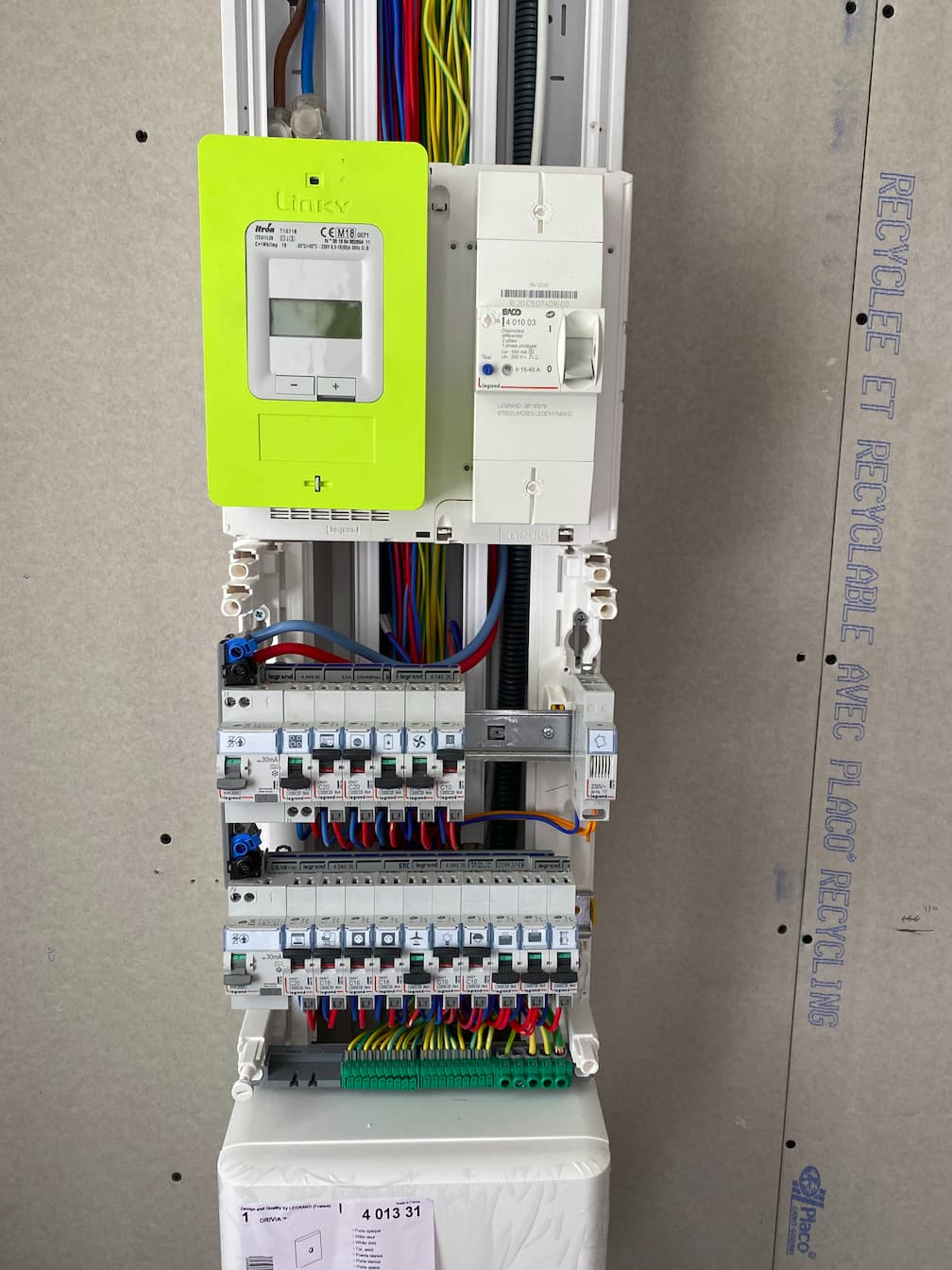 Découvrez nos réalisation dans le domaine de l'électricité à Venissieux.